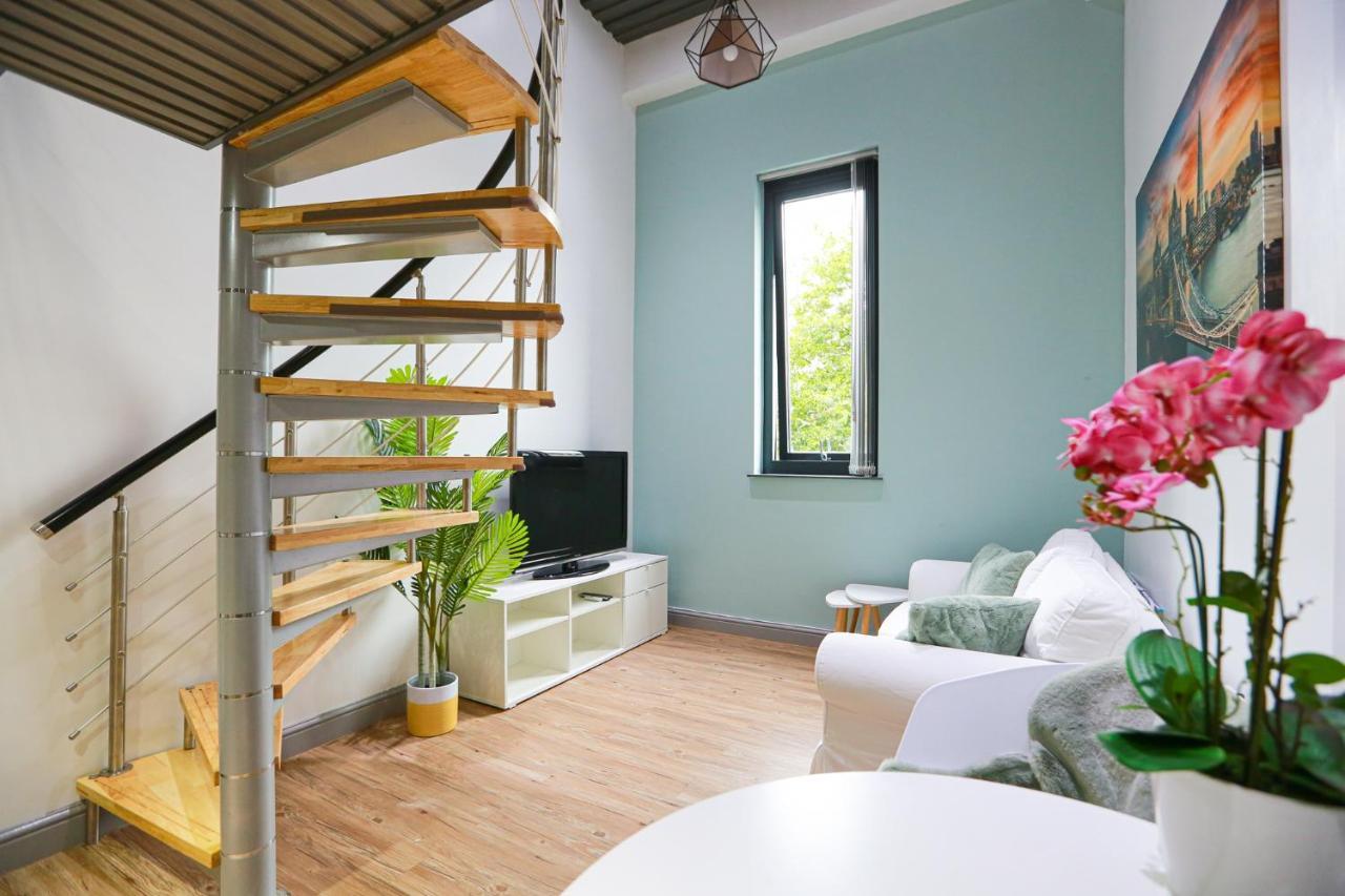 Apartment B104 Cosy Chic Loft