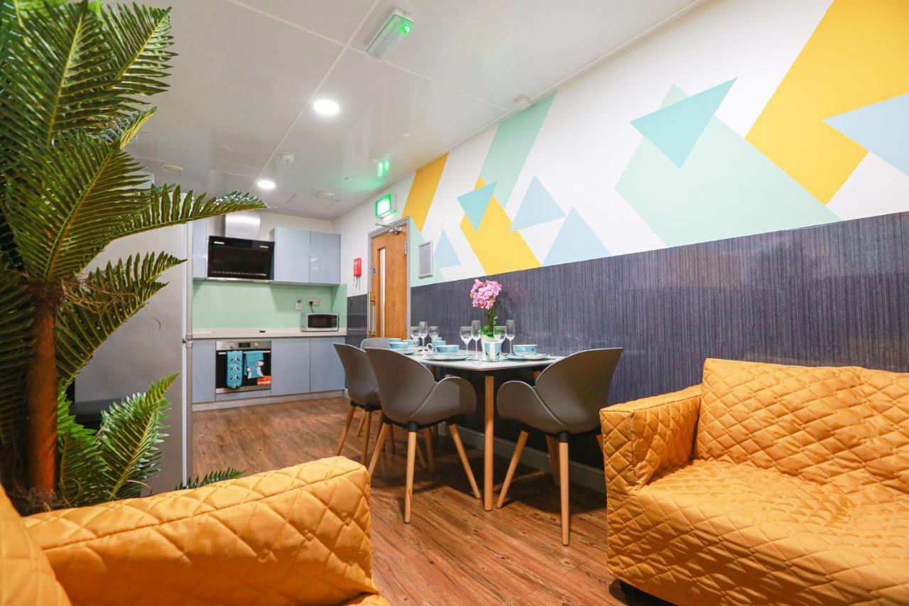 B104 Cosy Chic Loft * Coventry